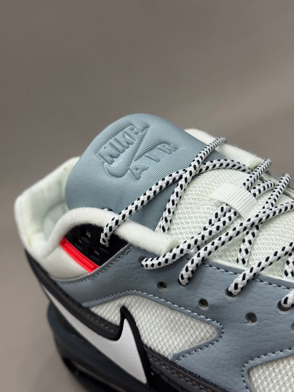 Nike Air Max BW caballero