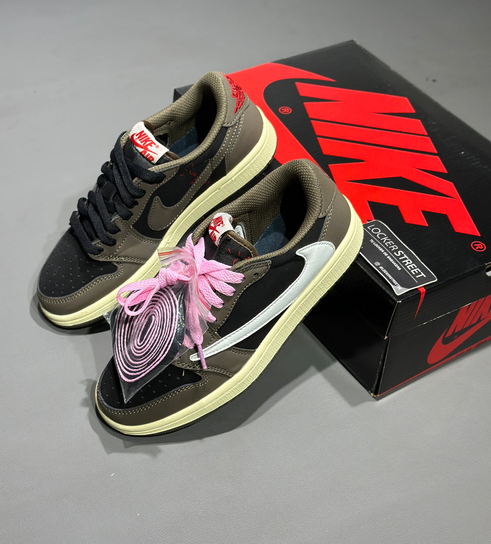 Nike Air Jordan 1 Low OG x Travis Scott caballero