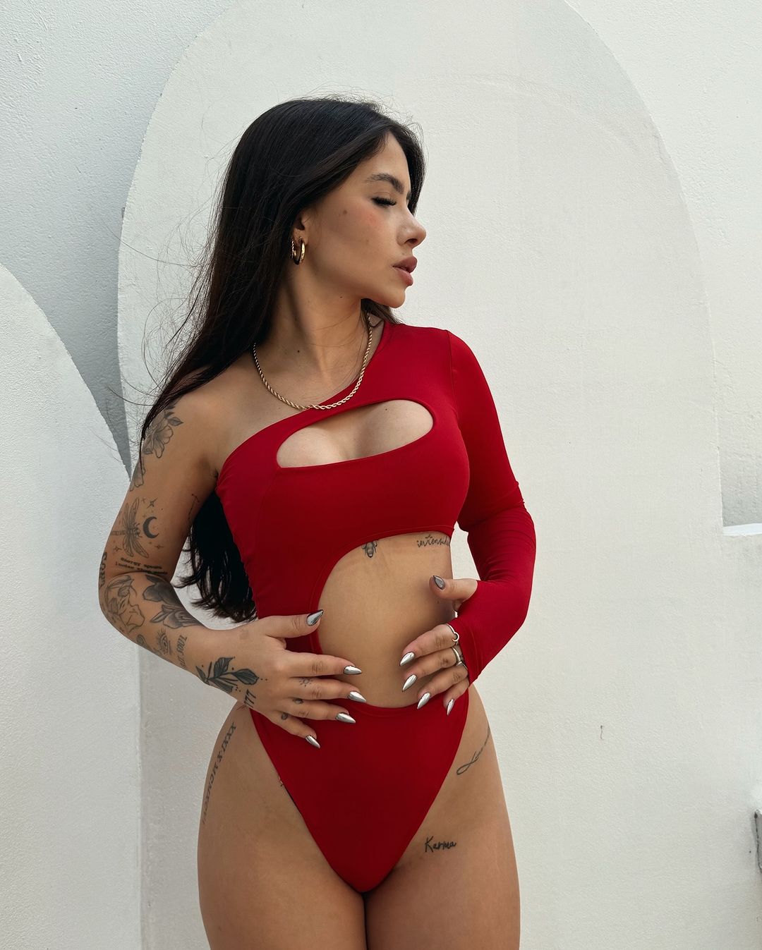 BODY 066