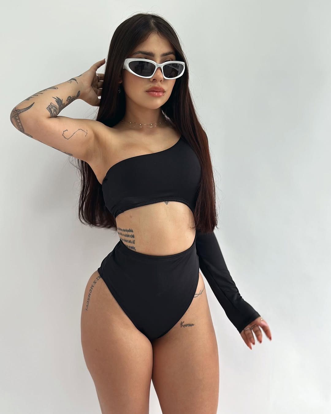 BODY 019