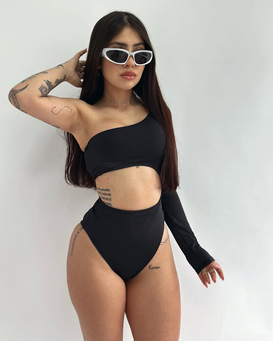 BODY 019