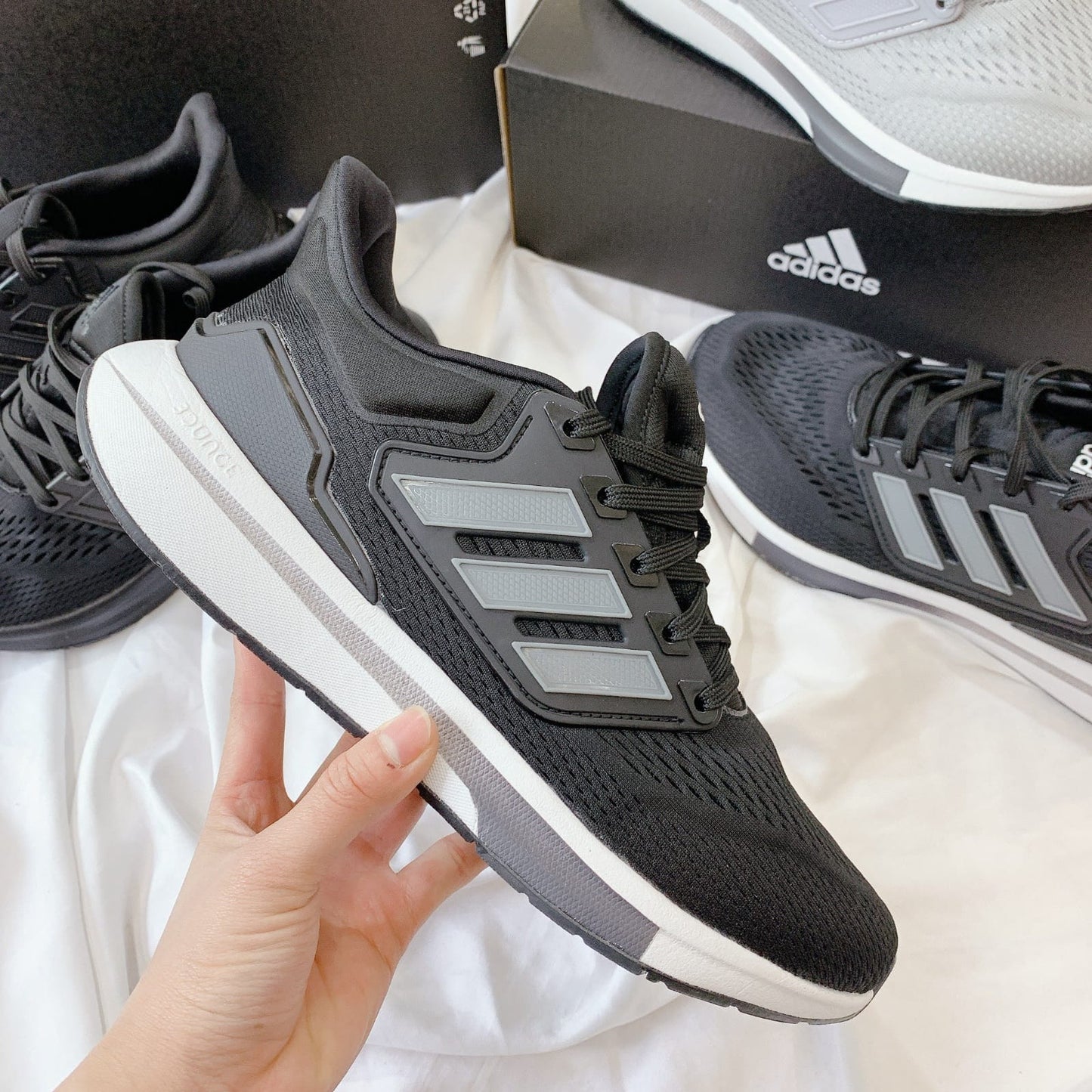 Adidas EQ21 Run dama