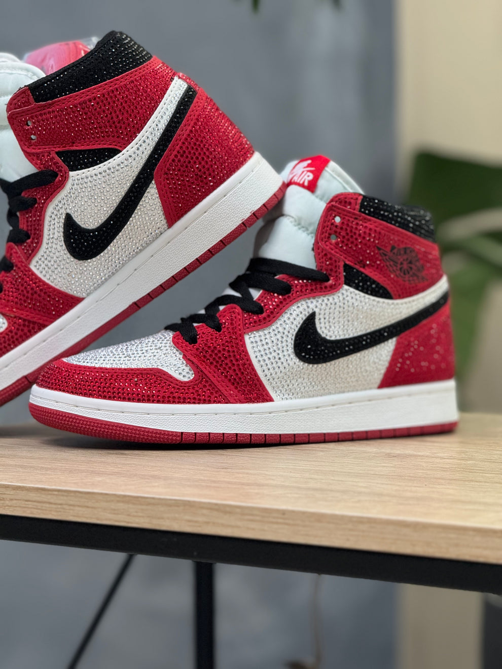 Nike Air Jordan 1 Retro High Swarovski dama