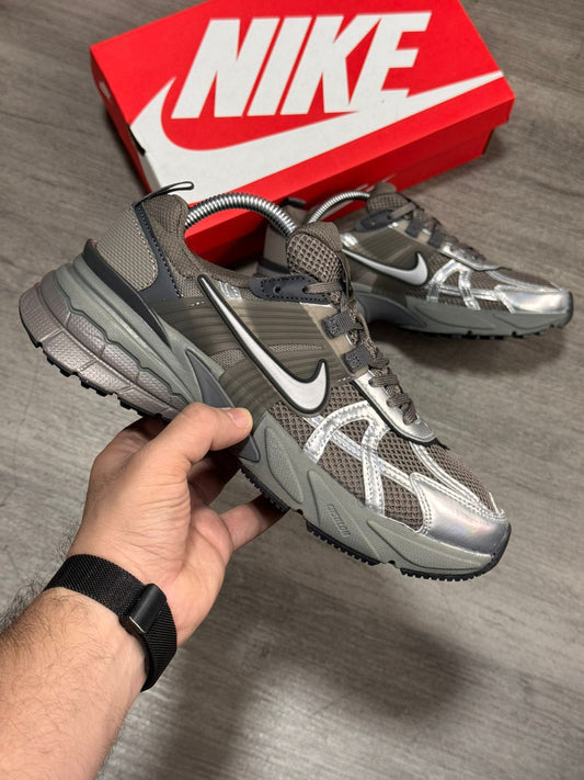 Nike V2K Run caballero