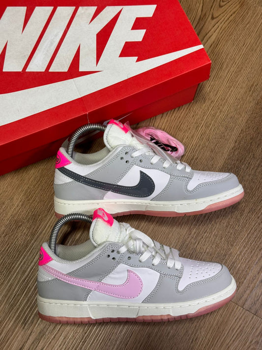 Nike Dunk Low del modelo 520 Pack Pink dama