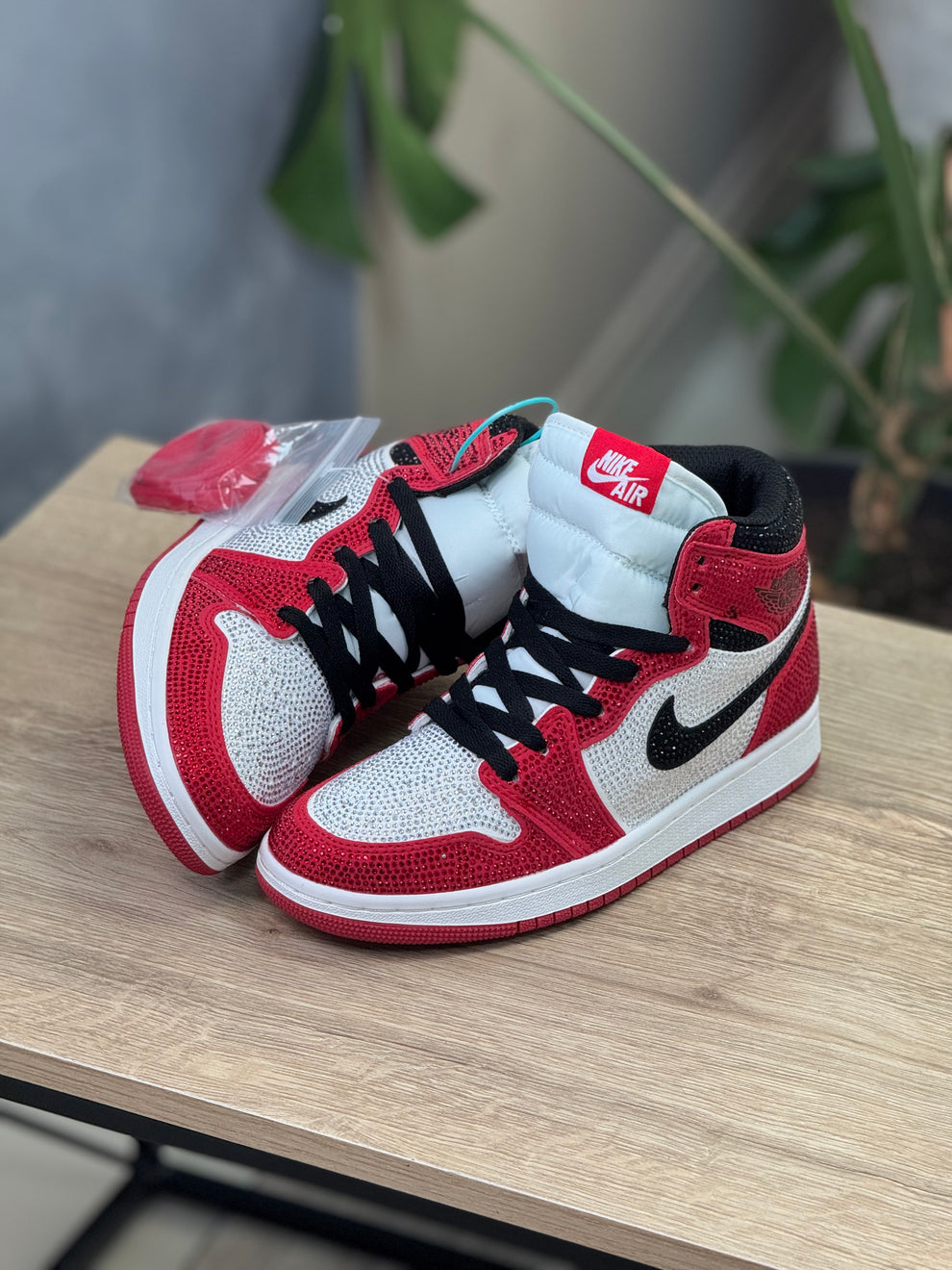 Nike Air Jordan 1 Retro High Swarovski dama