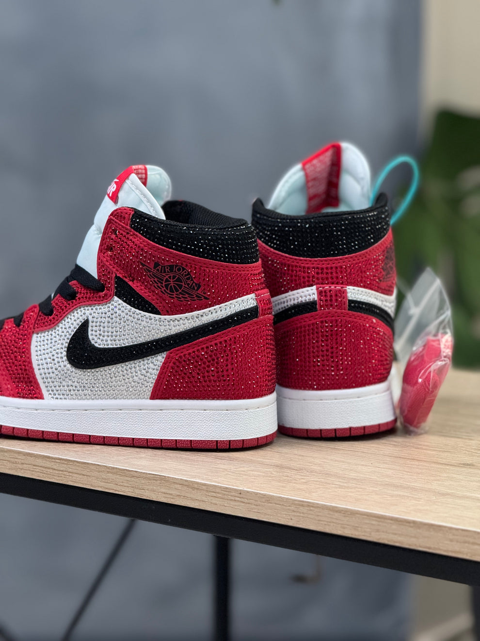 Nike Air Jordan 1 Retro High Swarovski dama