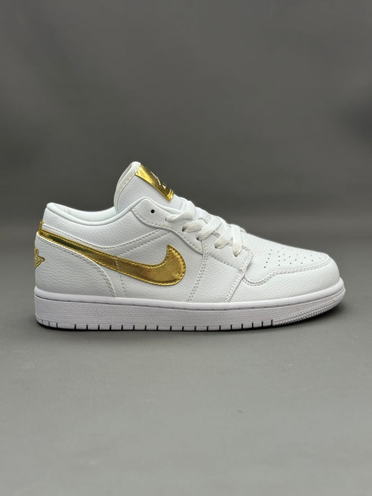 Nike Air Jordan 1 Low White and Gold dama