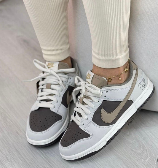 Nike SB Dunk Low, "Osito" Otomo Katsuhiro dama