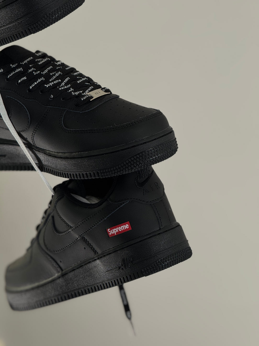 Nike Air Force 1 Low Supreme caballero