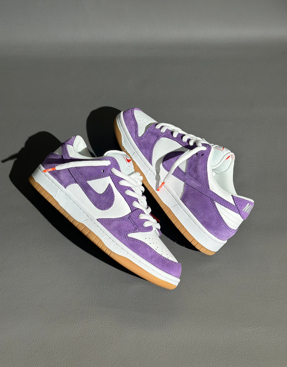Nike SB Dunk Low "Court Purple". dama