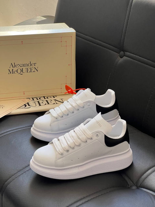 Alexander McQueen. dama