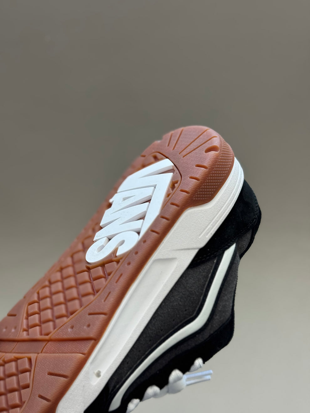 Vans Hylane caballero