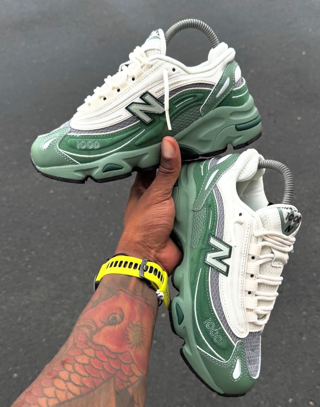 New Balance 1000 caballero