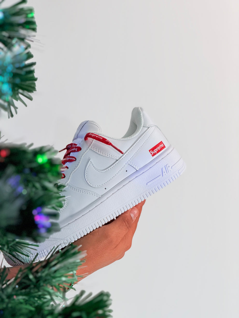 Nike Air Force 1 Low Supreme caballero