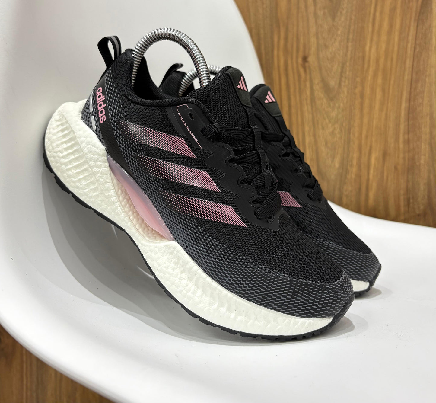 Adidas mick dama