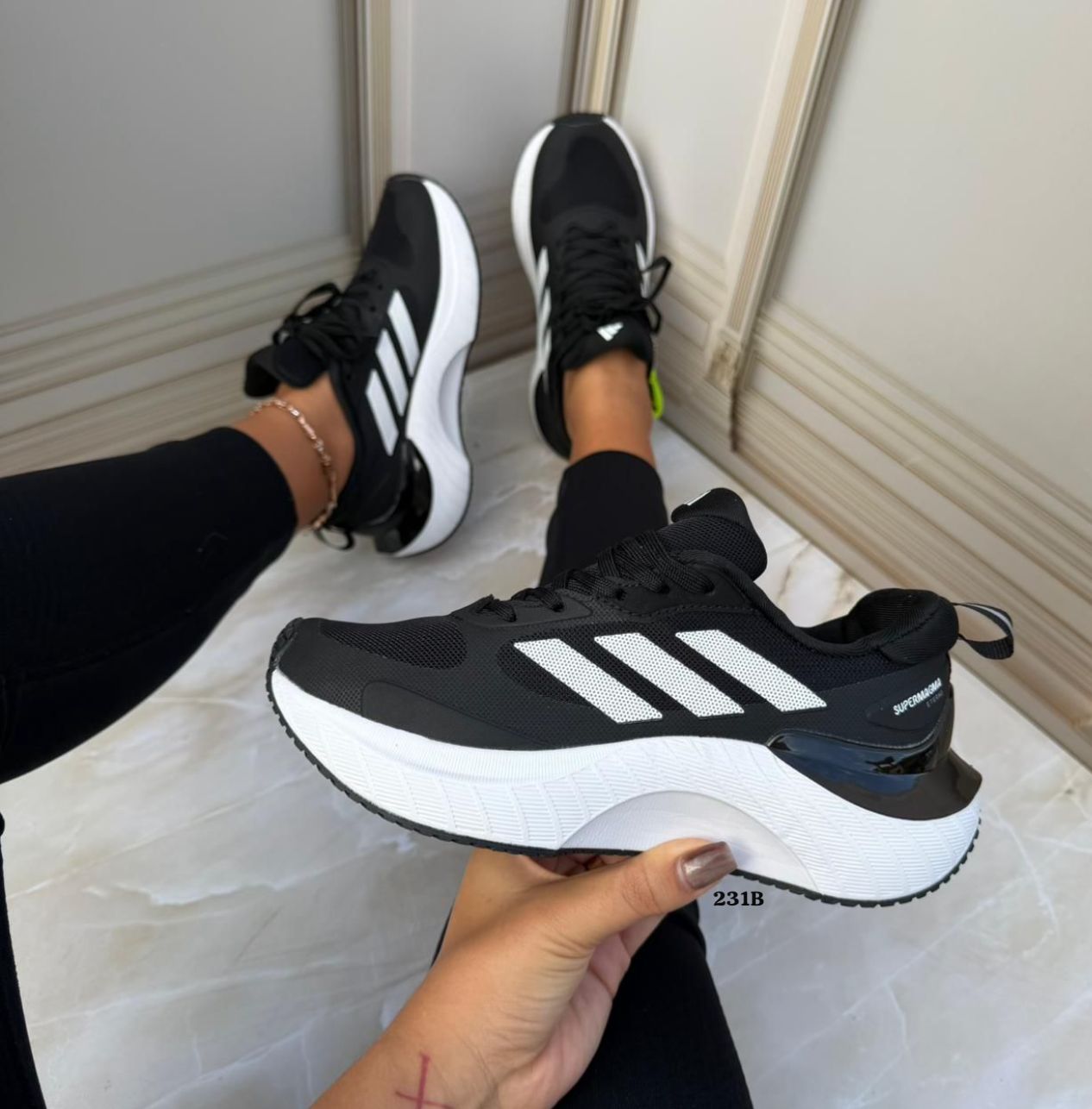 Adidas Supermagma  dama