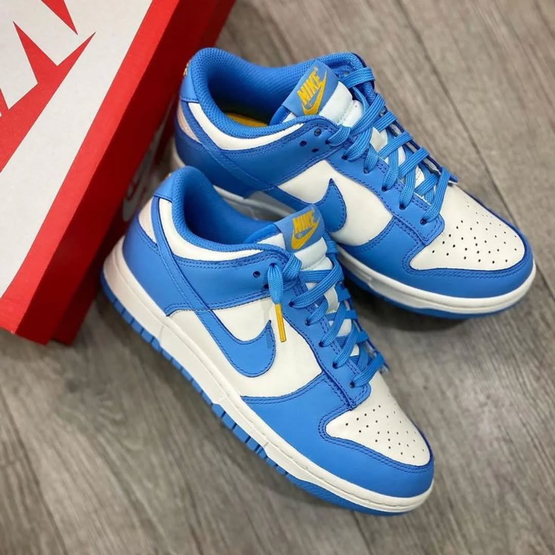 Nike Dunk Low "Coast". dama