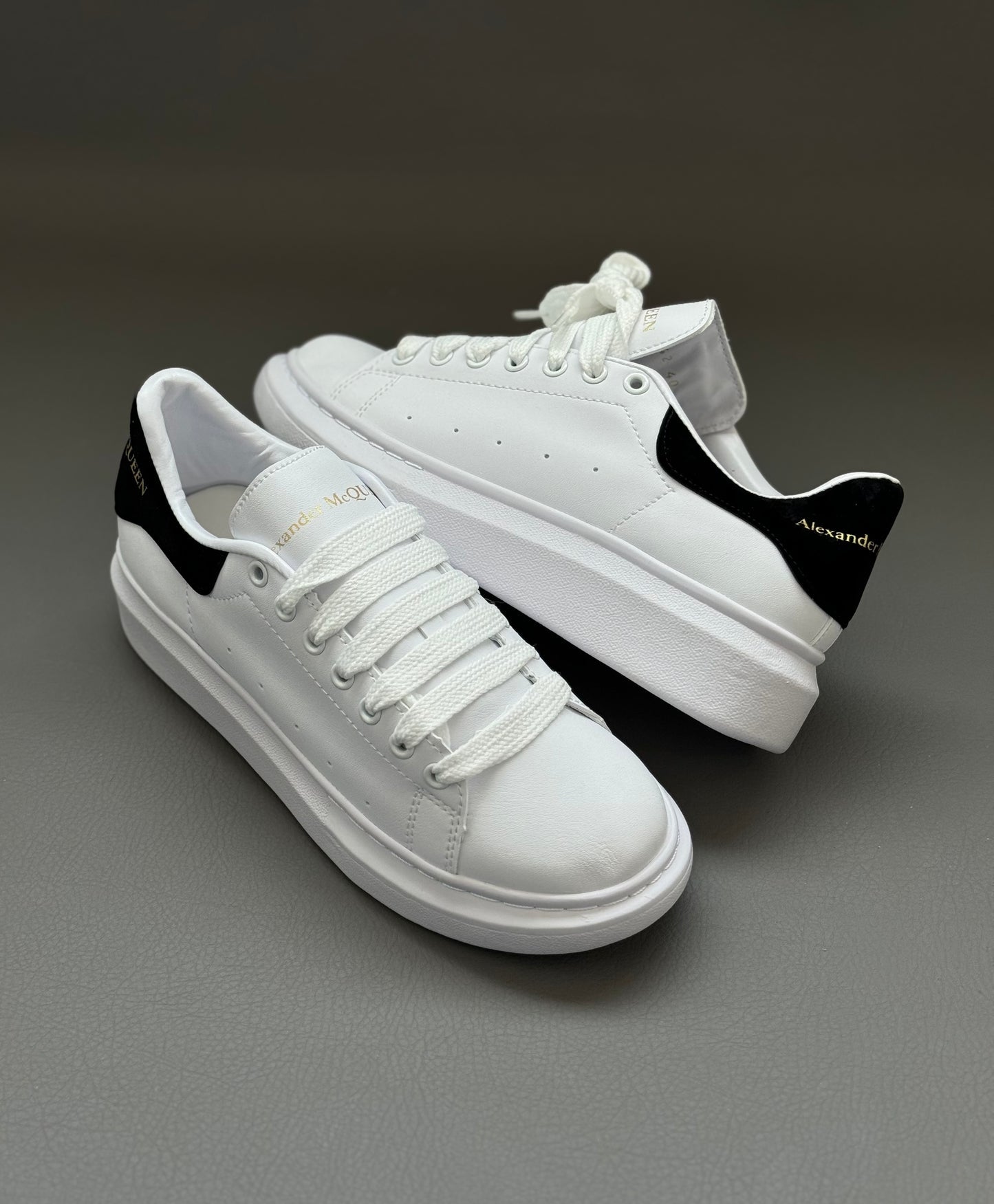 Alexander McQueen. dama