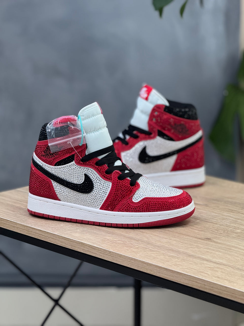 Nike Air Jordan 1 Retro High Swarovski dama