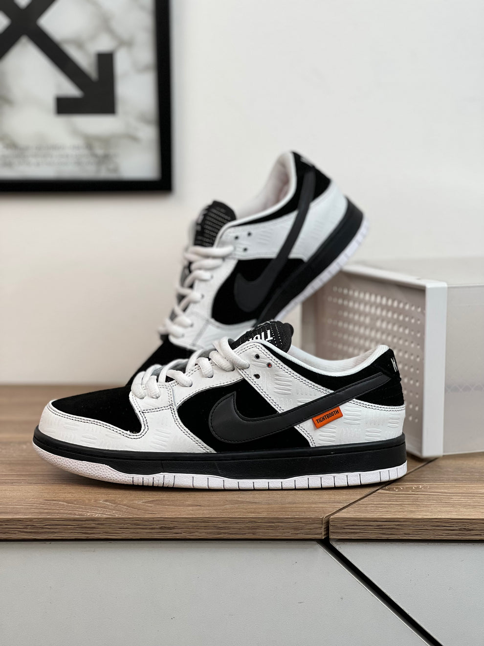 Nike SB Dunk Low x TIGHTBOOTH. caballero