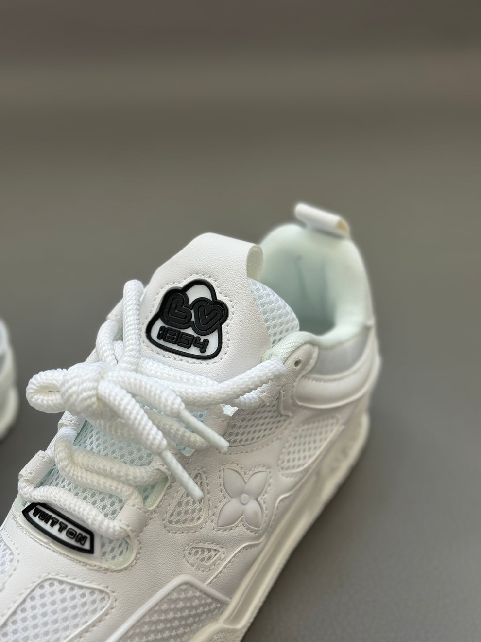 Louis Vuitton LV Skate dama