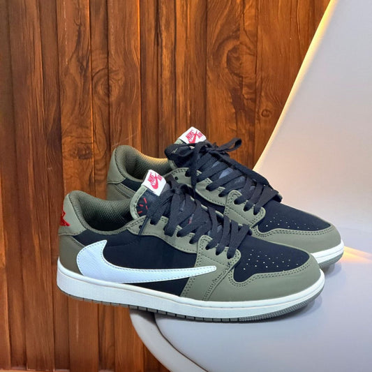 Nike Air Jordan 1 Low OG x Travis Scott  caballero