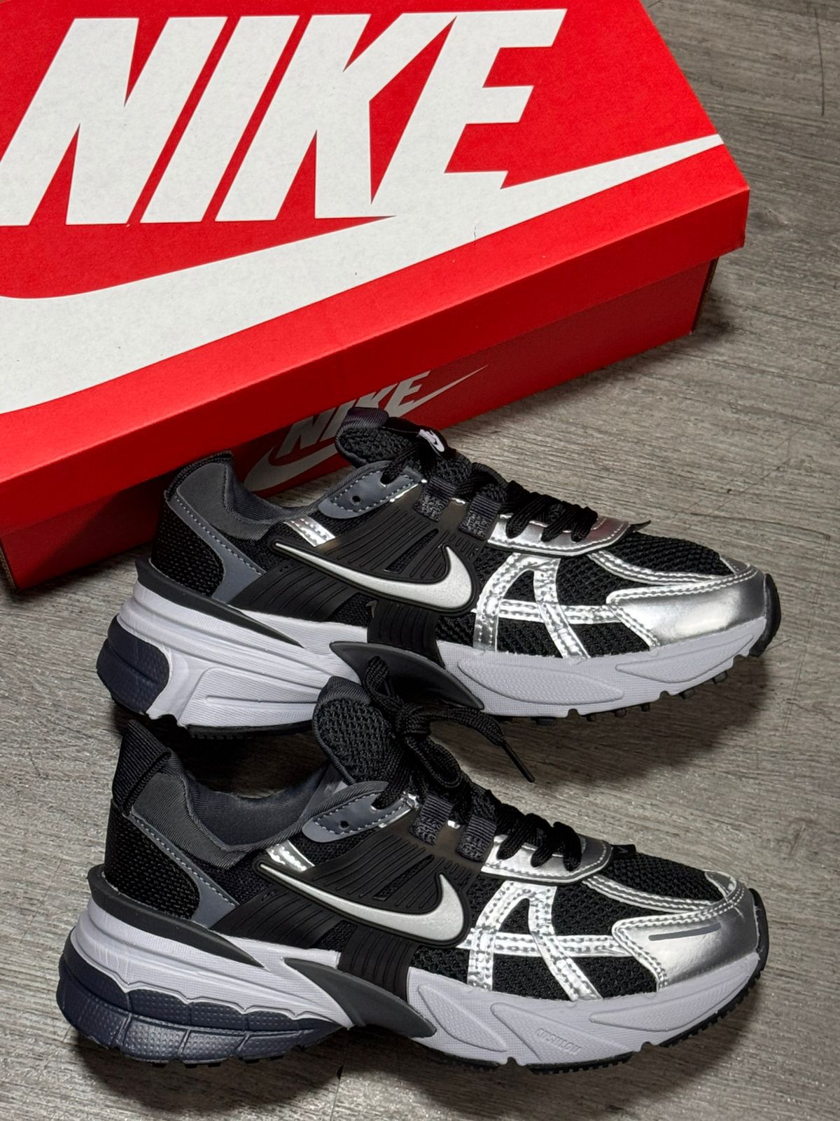 Nike V2K Run dama