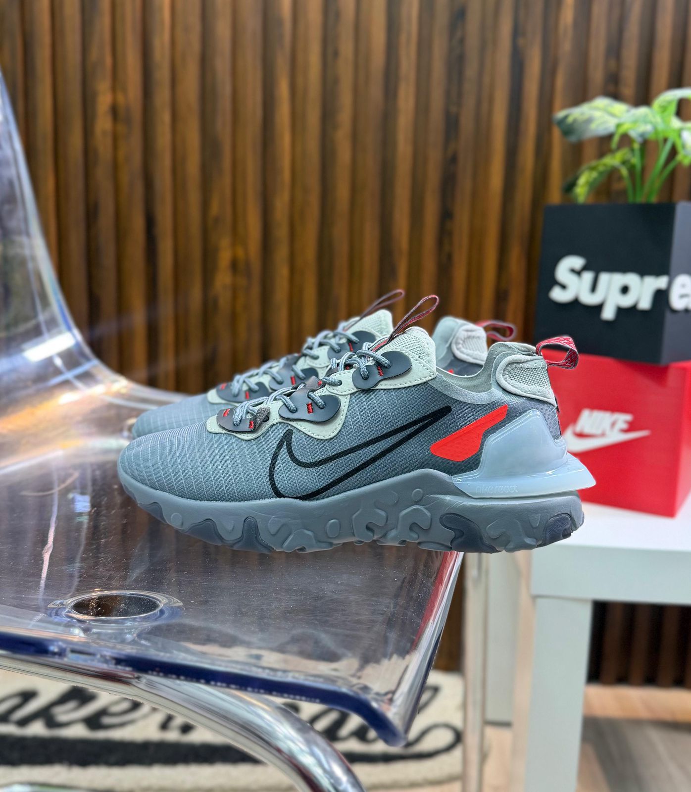 Nike React Vision caballero